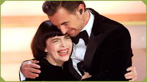 Mireille Mathieu Ehemann: Ist die Sängerin verheiratet? mireille mathieu ehemann